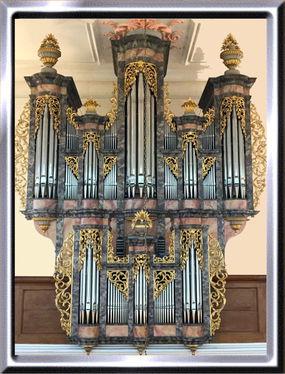 Orgel und Alphorn im Einklang