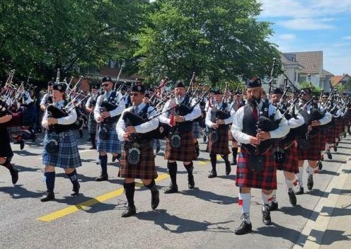 Swiss Midland Pipe Band